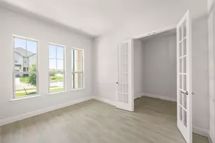 405 Daybreak Dr, Waxahachie, TX 75167 - Photo 6