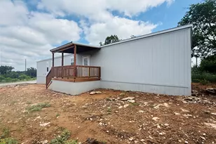 3425 Evergreen Dr, Granbury, TX 76048 - Photo 4