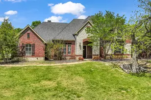 1555 Hunterglenn Dr, Aledo, TX 76008 - Photo 2