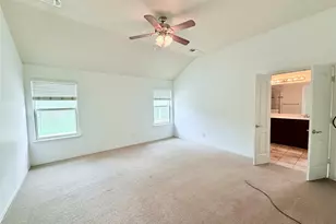 924 Blue Quail Run, Glenn Heights, TX 75154 - Photo 12