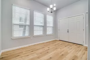 1321 Fletcher St, Dallas, TX 75223 - Photo 2