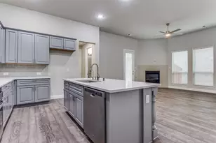 17620 Bottlebrush Dr, Dallas, TX 75252 - Photo 10