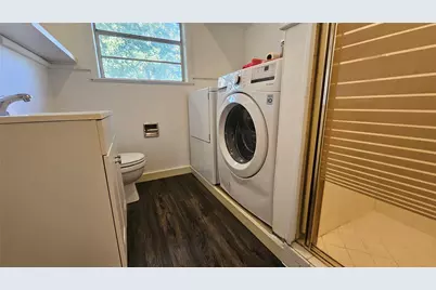 2621 N Locust Street, Denton, TX 76209 - Photo 16