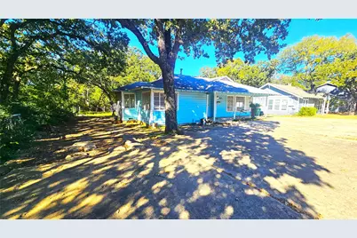 2621 N Locust Street, Denton, TX 76209 - Photo 2