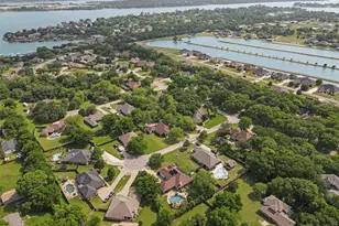 4404 Cluster Oak Ct, Granbury, TX 76049 - Photo 38