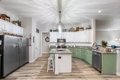 4404 Cluster Oak Court, Granbury, TX 76049 - Photo 12