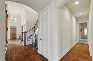 2328 Maidens Castle Dr, Lewisville, TX 75056 - Photo 6