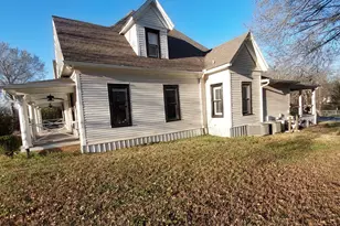 601 Holbrook St, Mount Vernon, TX 75457 - Photo 6