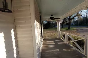 601 Holbrook St, Mount Vernon, TX 75457 - Photo 8