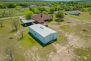 275 Salesville Rd, Mineral Wells, TX 76067 - Photo 4