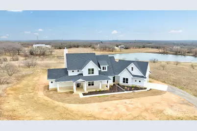 117 Mustang Springs Circle, Sunset, TX 76270 - Photo 2