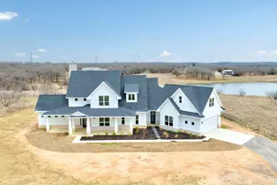 117 Mustang Springs Cir, Sunset, TX 76270 - Photo 1