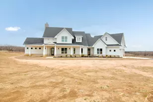 117 Mustang Springs Cir, Sunset, TX 76270 - Photo 4