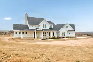 117 Mustang Springs Cir, Sunset, TX 76270 - Photo 4