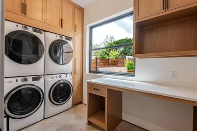 1014 Chaparrel Lane, Possum Kingdom Lake, TX 76449 - Photo 18