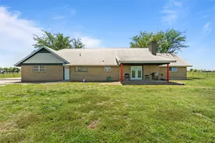 9518 County Rd 913, Godley, TX 76044 - Photo 26