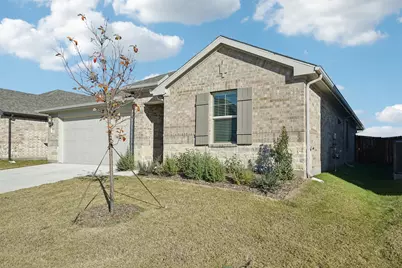 2213 Zephyr Drive, Princeton, TX 75407 - Photo 2
