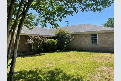 717 Bluebonnet Street, Mexia, TX 76667 - Photo 2