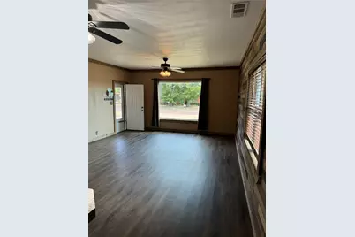 510 Cain St, Quanah, TX 79252 - Photo 20