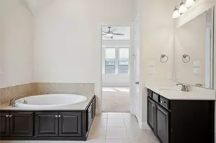 1425 10th St, Argyle, TX 76226 - Photo 8