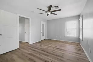 2104 W Lotus Ave, Fort Worth, TX 76111 - Photo 14