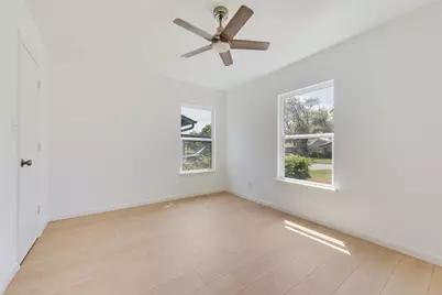 5816 Kilpatrick Avenue, Fort Worth, TX 76107 - Photo 8