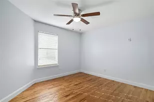 529 Roundrock Ln, Fort Worth, TX 76140 - Photo 32