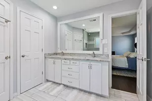 7028 Oakfield Corner Ct, North Richland Hills, TX 76182 - Photo 16