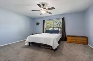 7028 Oakfield Corner Ct, North Richland Hills, TX 76182 - Photo 18