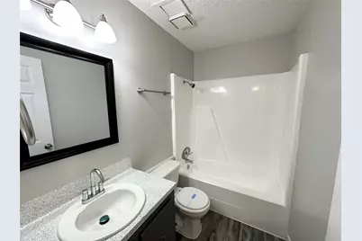 2006 Jane Street #B, Longview, TX 75601 - Photo 8