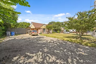 7225 Mohawk Drive, Dallas, TX 75235 - Photo 10