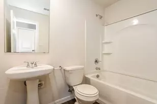 1013 Earle Ave, Waco, TX 76704 - Photo 16