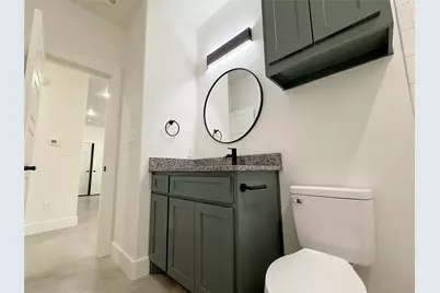611 W Baker Street, Denison, TX 75020 - Photo 18