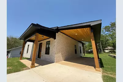 611 W Baker Street, Denison, TX 75020 - Photo 1