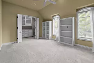 1019 Walnut Falls Cir, Mansfield, TX 76063 - Photo 10