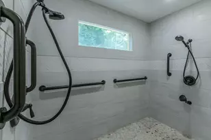 14007 Harbor Dr, Woodway, TX 76712 - Photo 12