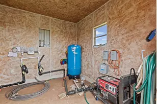 2900 Peel Rd, Springtown, TX 76082 - Photo 26