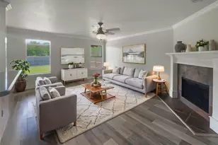 2420 Chestnut Dr, Little Elm, TX 75068 - Photo 2