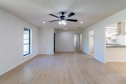 220 Jeaneta Avenue, Benbrook, TX 76126 - Photo 16