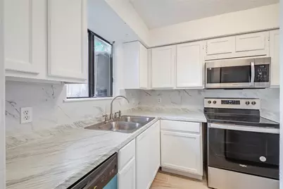 6646 E Lovers Lane #1006, Dallas, TX 75214 - Photo 4