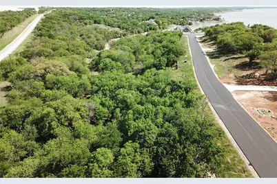 157 Hanna Oak Court, Bridgeport, TX 76426 - Photo 6