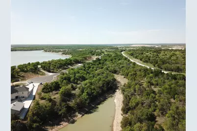 157 Hanna Oak Court, Bridgeport, TX 76426 - Photo 10