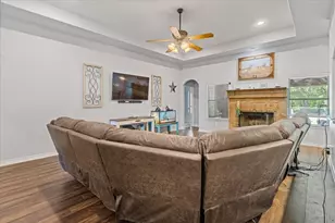 100 Cora Ct, Reno, TX 76082 - Photo 8