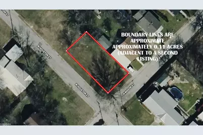 900 N Mason Street, Bowie, TX 76230 - Photo 2