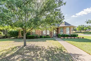 4917 Delta Ct, North Richland Hills, TX 76180 - Photo 1