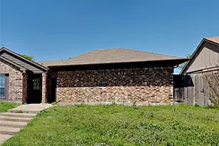 422 Dollins St, Cedar Hill, TX 75104 - Photo 1