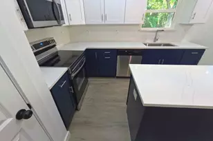 226 10th St, Paris, TX 75460 - Photo 14