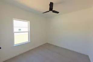 226 10th St, Paris, TX 75460 - Photo 20