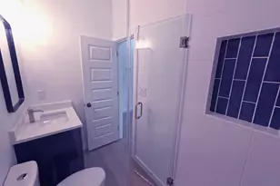 226 10th St, Paris, TX 75460 - Photo 8