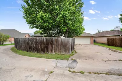 2311 Sherwood Drive, Ennis, TX 75119 - Photo 28
